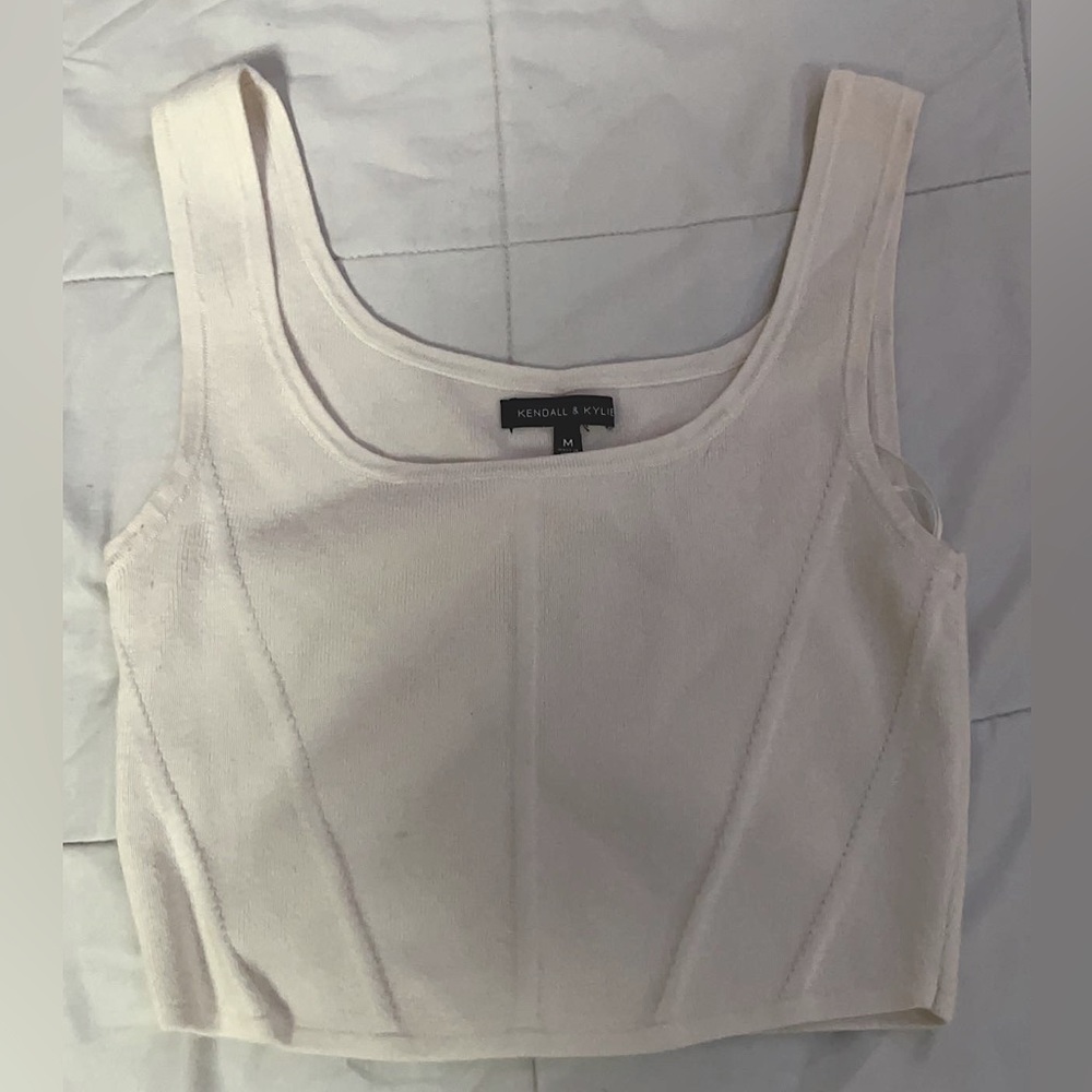 Corset style tank top from the brand Kendall and Kylie. Size:m perfect condition